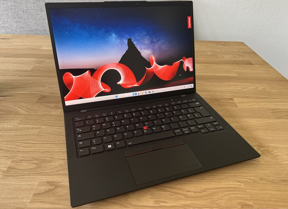 قیمت و خرید لپ تاپ استوک لنوو مدل ThinkPad X1 Carbon پردازنده Core i7 نسل 8